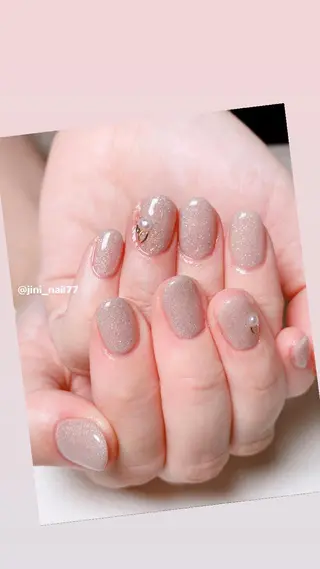 ネイル JINI NAIL所属・ジニ ネイルのネイルデザイン