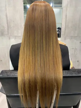 ロング newi WASHIOのヘアスタイル