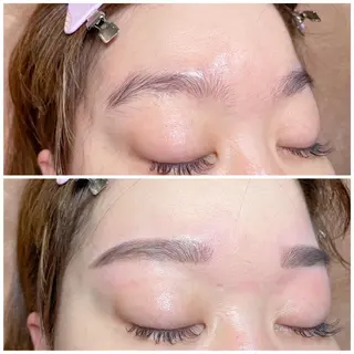 アイブロウ Raffinato 怜奈のネイルデザイン