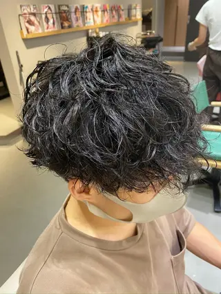 ショート カラー パーマ メンズ unopulir Vamos店所属・梅田茶屋町メンズ 専門美容師 山元一平のヘアスタイル