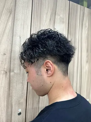 ショート パーマ メンズ IwAsh中山所属・✂︎中山ブリーチ・ パーマ✂︎露木智也のヘアスタイル