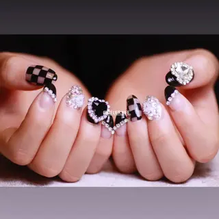 ネイル atelier nife.のネイルデザイン