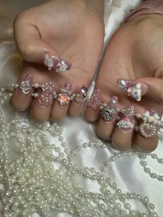 ネイル 濱岡 咲のネイルデザイン