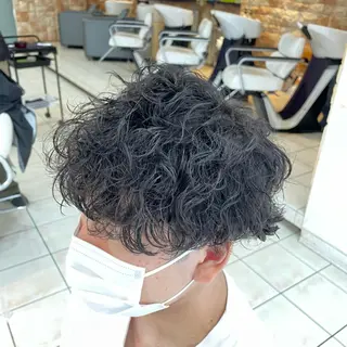 ショート パーマ メンズ シャドウパーマ/縦落 ちパーマ 大久保拓実のヘアスタイル