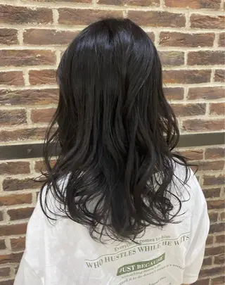 ロング BENI鈎取 kanakoのヘアスタイル