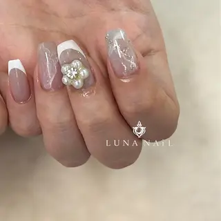 ネイル アトリエ　ミモザ所属・いまむら あかりのネイルデザイン