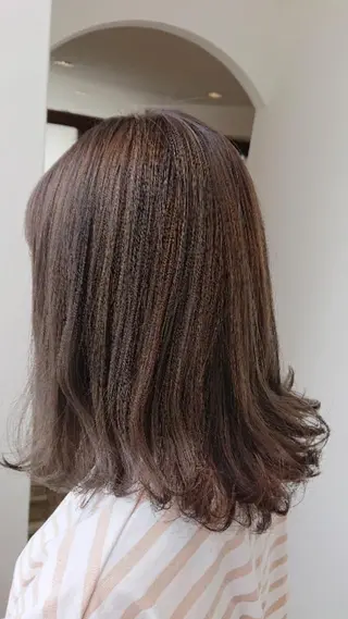 セミロング 松浦 美和【miwa】のヘアスタイル