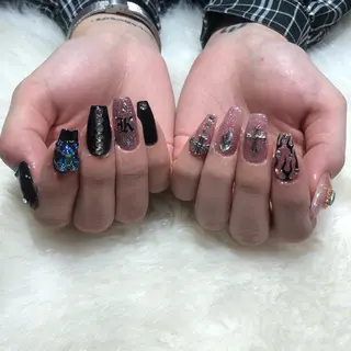 ネイル Nes.Nail所属・Miyagi Asamiのネイルデザイン