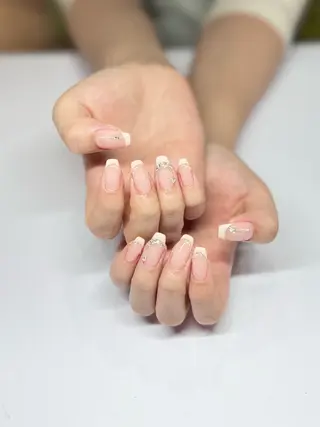 ネイル 𝓝𝓪𝓲𝓻 𝓝𝓪𝓲𝓵のネイルデザイン