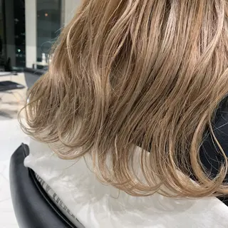 セミロング カラー minami🪷 暖色カラーのヘアスタイル