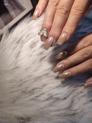 ネイル RUNWAY 　　の眉毛・アイブロウイメージ