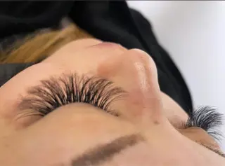 SESUNNY セサニー　SEIRAのマツエク・マツパデザイン