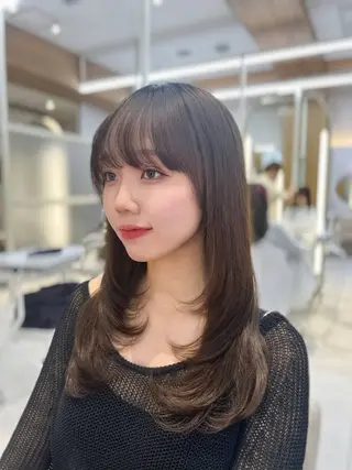 ロング レイヤーカット/ 顔まわり/アオイのヘアスタイル