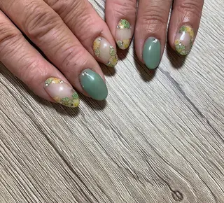 ネイル MINAMI nailsのネイルデザイン