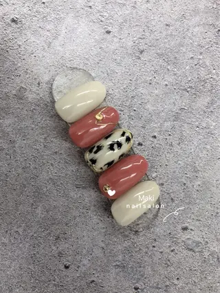 ネイル マキ ネイルサロンのネイルデザイン