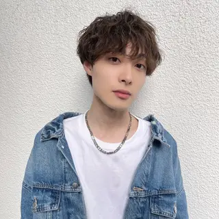 メンズ 石山 洸平のヘアスタイル