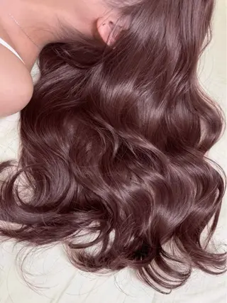 ロング カラー トレンド暖色ヘア🍒 miu🍒のヘアスタイル