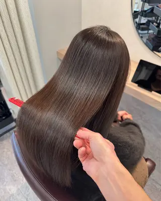 ロング 🫧岡野/透明感🍃 /髪質改善🫧のヘアスタイル