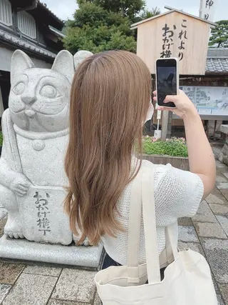 カラー 髙井 麻帆のヘアスタイル