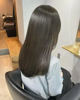 ロング カラー akane/ベージュ /オリーブ/ブラウンのヘアスタイル