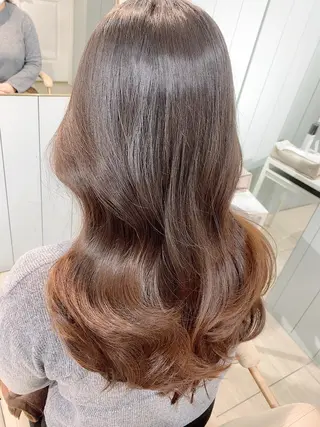 ロング カラー 韓国風レイヤーカット 💎髪質改善"yuiのヘアスタイル