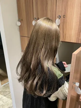 ロング 小宮山 桃加のヘアスタイル