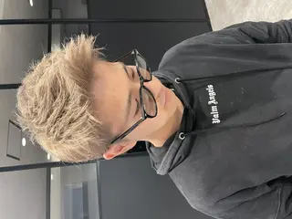 メンズ カラー BUCKS【天王寺】 バックス【駅30秒】のヘアスタイル