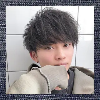 メンズ Loy所属・メンズヘア特化 パーマ 縮毛矯正🔷のヘアスタイル