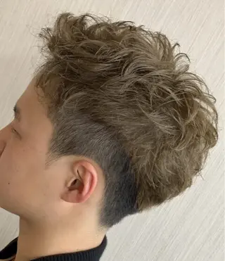 ショート カラー メンズ Rowel所属・Rowel ローウェルのヘアスタイル