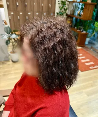 ミディアム パーマ 安達 光琉のヘアスタイル