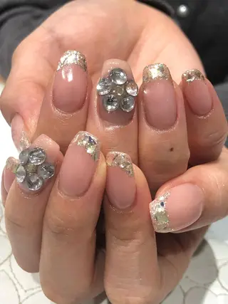 ネイル Nest 三田のマツエク・マツパデザイン