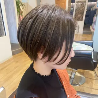 ショート カラー 柳 雄輝のヘアスタイル