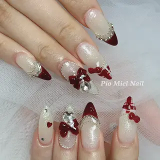 ネイル Pio Mielのネイルデザイン