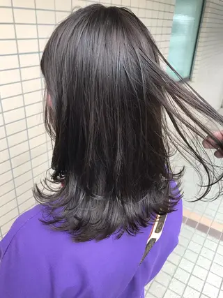 ミディアム カラー 赤み消し韓国ヘア レイヤー縮毛🤍渡邉のヘアスタイル