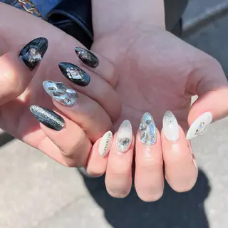 ネイル 河野 弥月のネイルデザイン