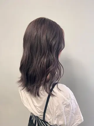 ミディアム カラー STORY／ MAOのヘアスタイル