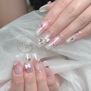 ネイル Maggie Nail🦩のネイルデザイン
