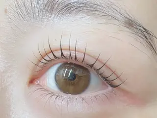 マツエク・マツパ nil eyelash所属・nil SHIORIのマツエク・マツパデザイン