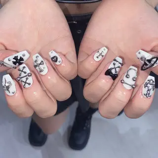 ネイル Dark honey スカルプ専門原宿店のネイルデザイン