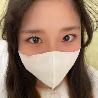 マツエク・マツパ 濱田 さらさのヘアスタイル