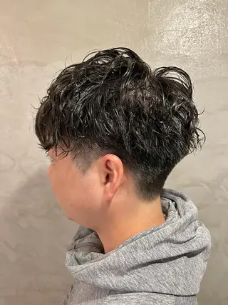 パーマ メンズ 透明感カラー/ ブリーチ無し/RYOのヘアスタイル