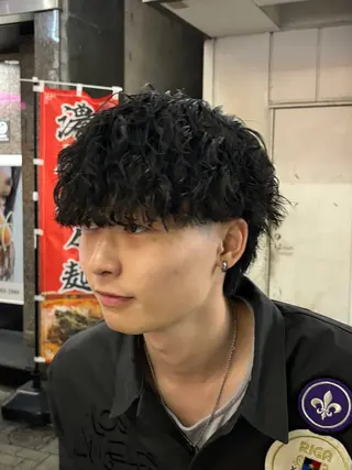 ショート パーマ メンズ パーマ職人DAIKI ツイスパ/波巻きのヘアスタイル