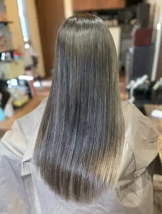 カラー Hair Magic TreAsure所属・Yu kaのヘアスタイル