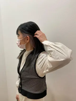 セミロング カラー 山口 惇史のヘアスタイル