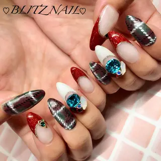 ネイル BLITZ Nail 岩田💅🏻✨のネイルデザイン
