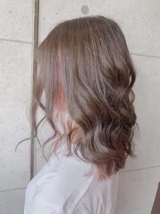 ミディアム カラー 福森 みずきのヘアスタイル