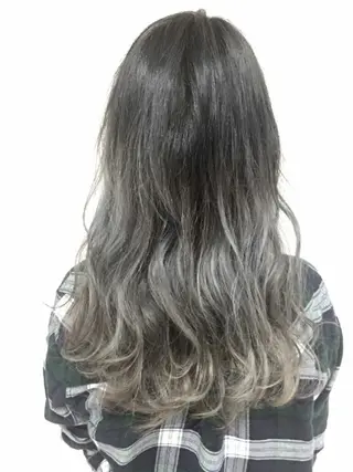 ロング セミロング カラー 【Sweep】おじま のぞみのヘアスタイル