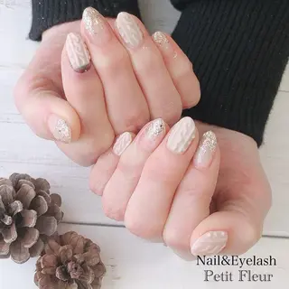 ネイル Petit Fleur所属・青柳 亜梨奈のマツエク・マツパデザイン