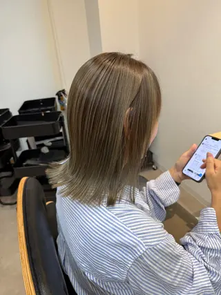 ミディアム 当日予約🆗ショート /ハイライト/松本のヘアスタイル