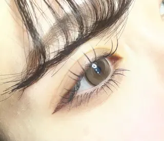 マツエク・マツパ 南森町/完全個室 AKANEのマツエク・マツパデザイン